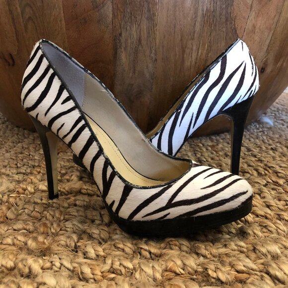 Steve Madden Shoes - Steve Madden Zebra Striped Heels Rounded Toe, Size 7.5